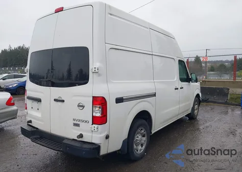 2015 Nissan Nv Cargo Nv2500 Hd Sv V6 z USA, uszkodzony, nr VIN 1N6BF0LY6FN802554